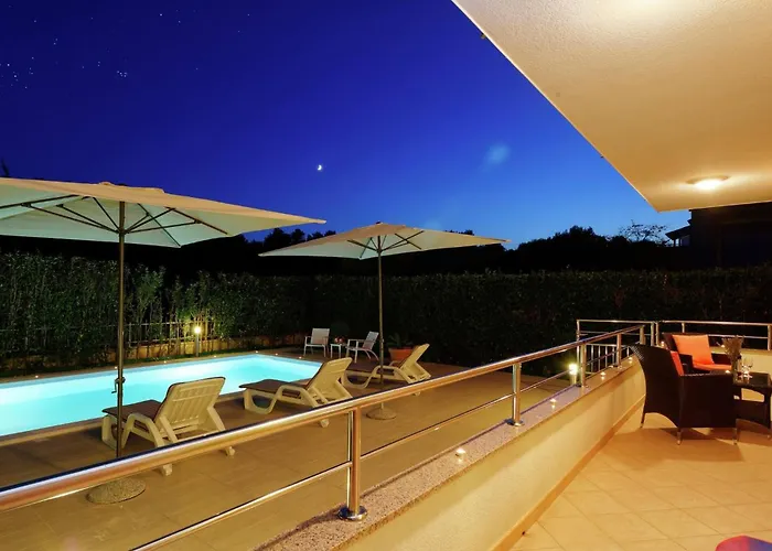 My Dalmatia - Vigo With Private Pool דירה *